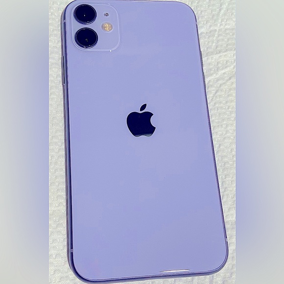 Apple iPhone 11 64GB unlocked purple color